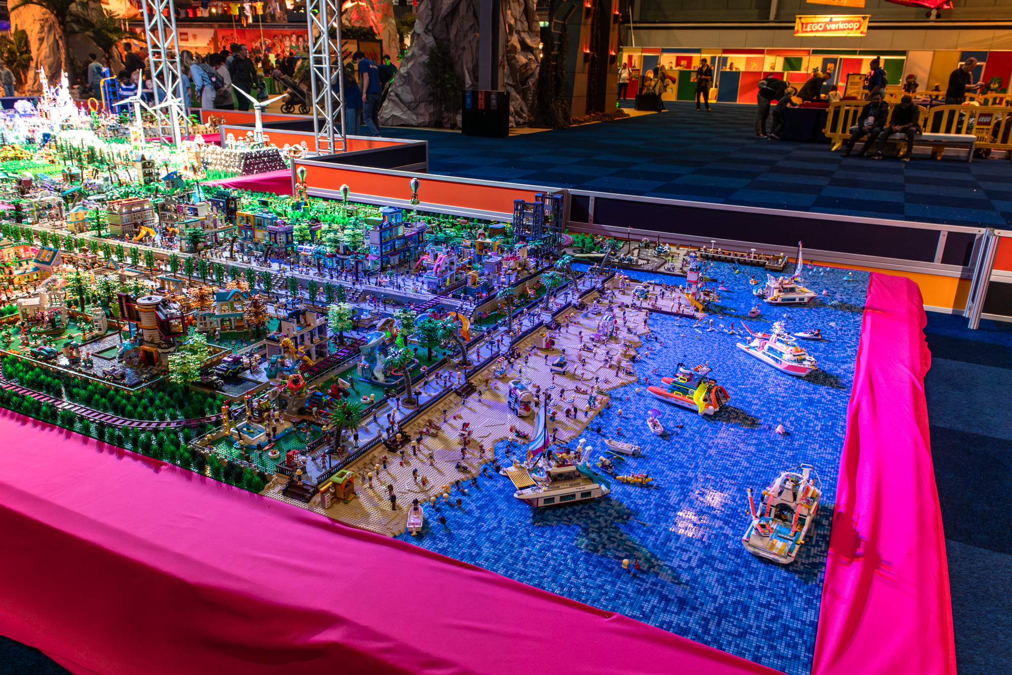 Lego World